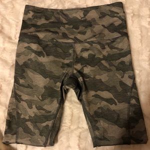 🌻RBX Camo Leggings
